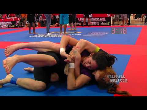 SUBMISSION! Lora Hallock vs Laura Uyeda at Grapplers Quest Texas State Championships 2012