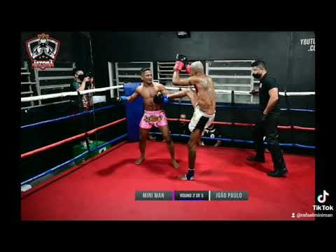 Rafael Mini Man - Monstro do Muay Thai mineiro