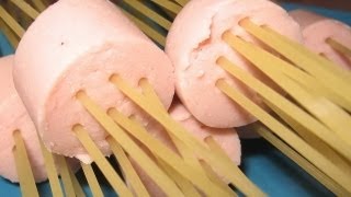 Смотреть онлайн Оригинально банальные спагетти с сосисками