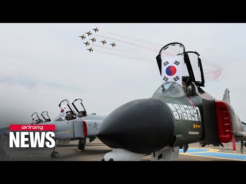 S. Korea's F-4 Phantom fighter jets retire after 55 years of service
