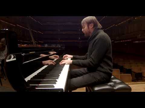 排練中：丹尼爾-特里福諾夫在斯克里亞賓的鋼琴協奏曲中的表現。 (In Rehearsal: Daniil Trifonov in Scriabin's Piano Concerto)