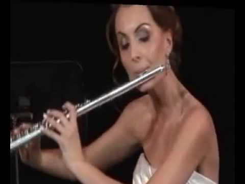 A nő ezer arca Szűcs Nóra fuvola estje 1. C.Chaminade: Concertino