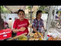 Mumbai S Graduate Vadapav Wali Atmanirbhar Vadapav Wali Indian Street Food