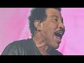 Lionel Richie - Dancing on the Ceiling (live) Hartford, CT 7/10/26