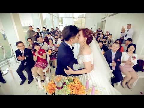 台中心之芳庭之三萬英呎高空的遠距戀情