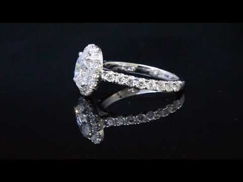 Oval Cut Diamond Halo Engagement Ring