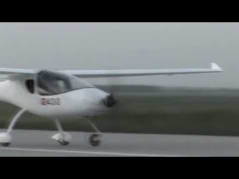 First Flight of the Pioneer Commercial Electric Plane: Yuneec E-430