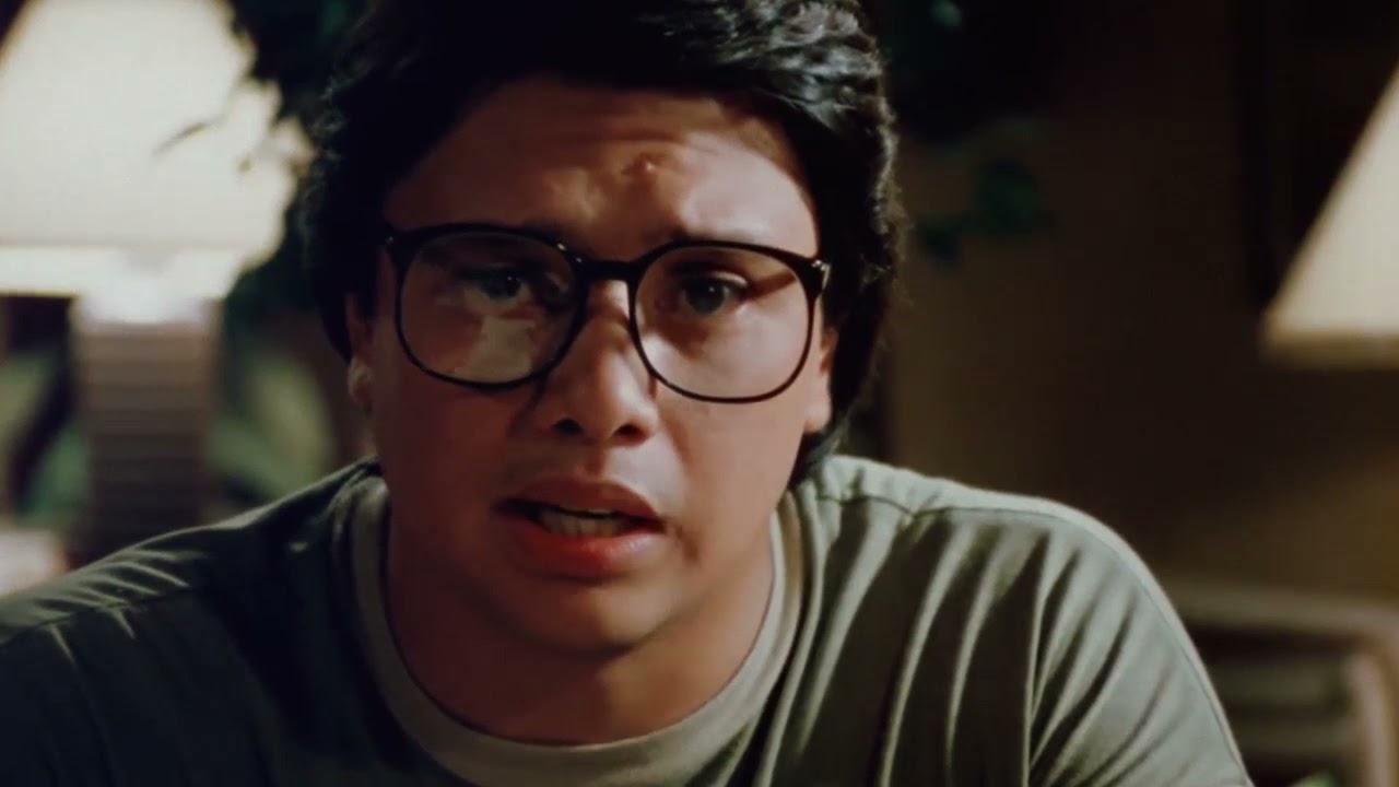 Soltero Trailer Thumbnail