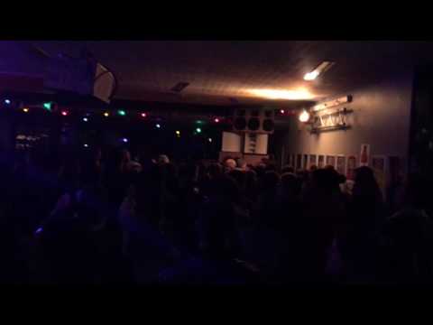 Mr Zebre - Travelling on the Riddim (Sensi T) ft Sis I-Leen on Emana Sound System