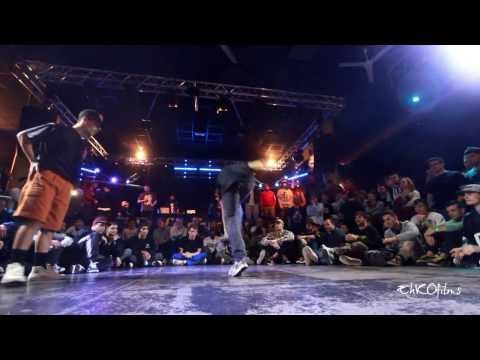 Bboy Delta VS Bboy Porteño @ Floor Wars 2014 Italy Footwork battle Final