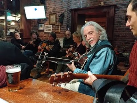 Quando un bassista incontra un contrabbasso