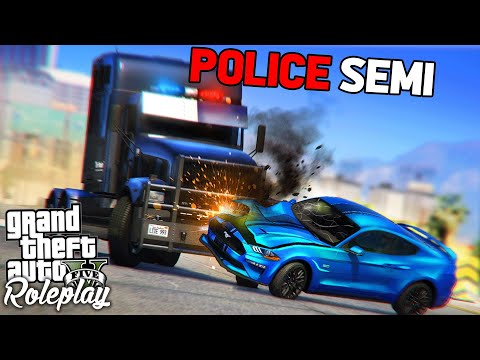 TROLLING PLAYERS WITH A POLICE SEMI - GTA RP