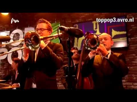 Toppop3 Caro Emerald --that man (with the Special Request Horns).
