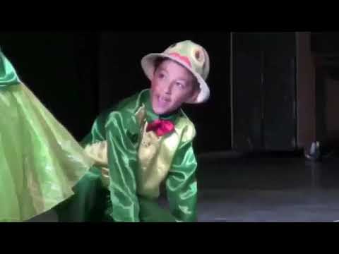 Baile "EL SAPITO Y LA RANA" - Los Niños de Colombia Bailan.