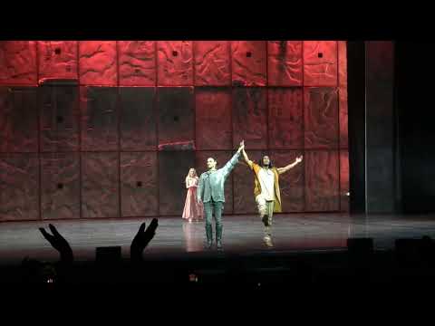 20220408 Notre-Dame de Paris (comédie musicale) Curtain call