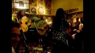 Ricacosa con Adriana Varela- bar "EL HACHA"