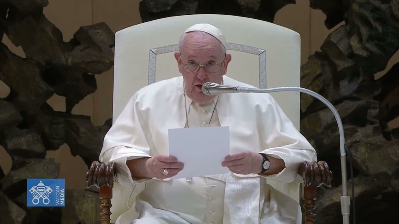 Papa Francisco pede orações pela saúde do Papa emérito Bento XVI: “Está muito doente”