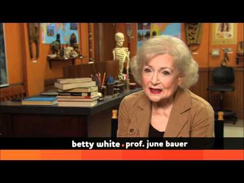 Community: Season 2 Sneak Peek