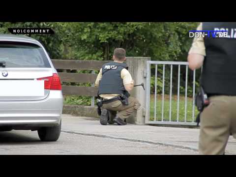 NOCOMMENT / SEK erschießt Polizist in Asbach-Bäumenheim