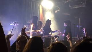 The Aces - &quot;Stuck&quot; (Live @ Troubadour, Los Angeles, CA 2/13/2019)