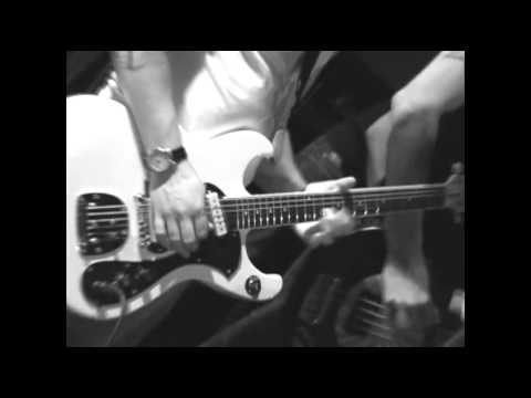 aint got no chance Video by Rock n Roll Television - Myspace Video.flv