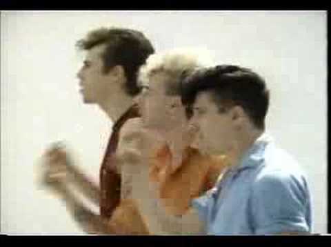 Stray Cats - Bring It Back Again