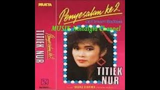 Download lagu TITIEK NUR -- PERAHU RETAK mp3 Download lagu TITIEK NUR -- PERAHU RETAK mp3