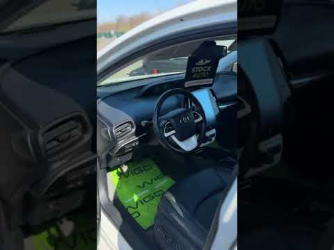 фото toyota prius prime i 0