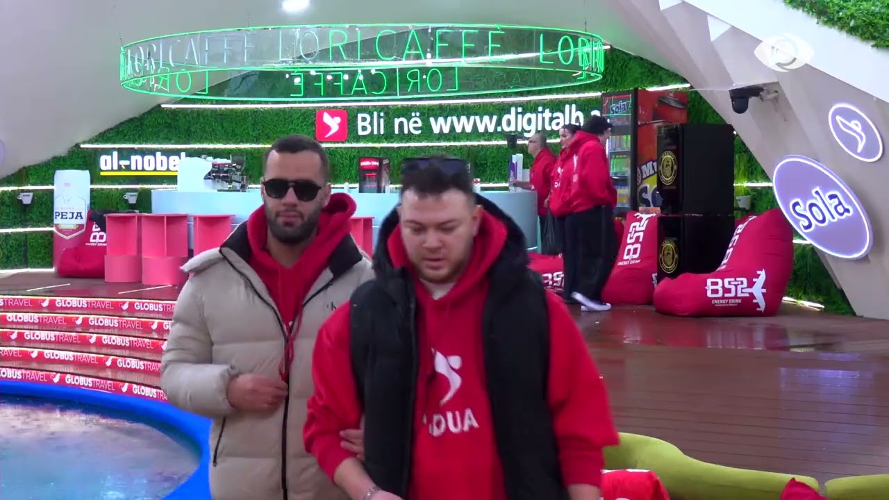 Vetëm ai e di çfarë ka atje?/ Mal dhe Baby G hedhin batuta për Kristin