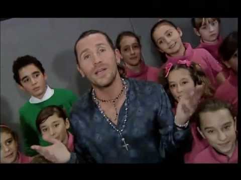 Povia - Non basta un sorriso (con il Piccolo Coro 'Mariele Ventre' dell'Antoniano) (official video)