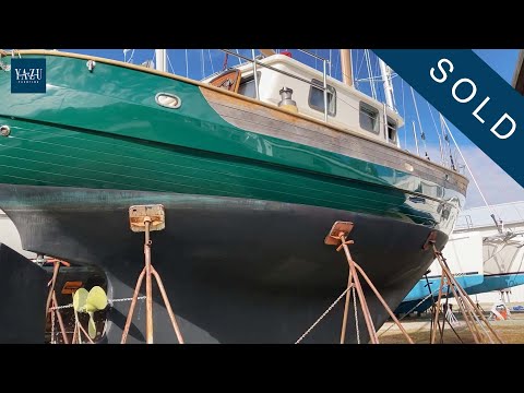 1981 Hans Christian PH 39 - Moonstone