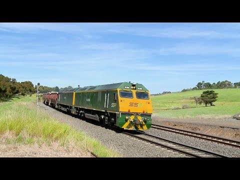 SSR Grain Train With RL306 & RL302 - PoathTV