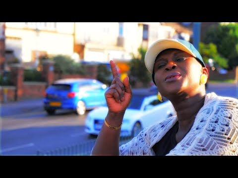 Esther Smith - Moko Moko Be ft Afrifa (Official Video)
