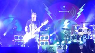 2016-06-12 - Pearl Jam - Arms Aloft - Joe Strummer Cover - Bonnaroo 2016