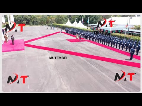 See ruto bursting in anger as president Uhuru meets Zimbabwe president Mnangawa!Kenyans are happy!