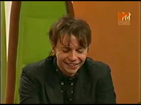 Илья Лагутенко и Юрий Цалер в программе "Мягкое кресло" (MTV, 2004)