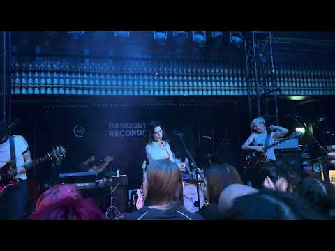 Wolf Alice - White Horses live @ Circuit, Kingston, London 2025