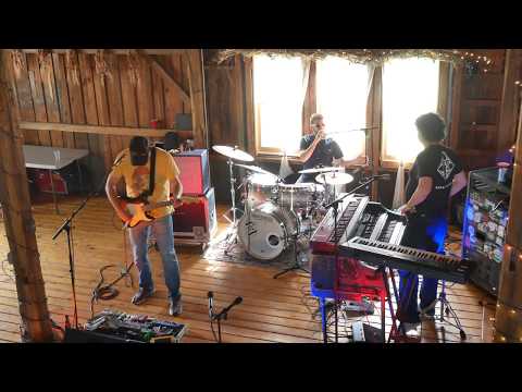 The Z3 - 2017 07 23 Pomfret CT 125.21 4K Set 1