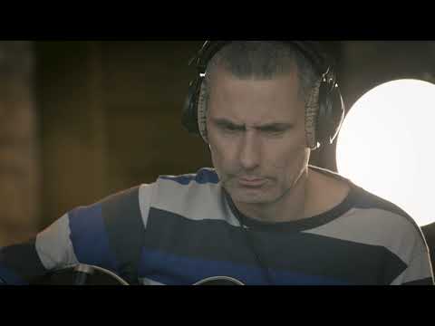 "GG", Bela, duo François Chesnel piano, Misja Fitzgerald-Michel guitar