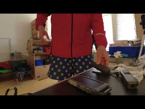 MongoTV_12328 - Del 3 - ÅBNER 2 PAKKER MED 3 POWERBANK OG GAMER KEYBOARD KØBT PÅ KREDIT OG AFDRAG