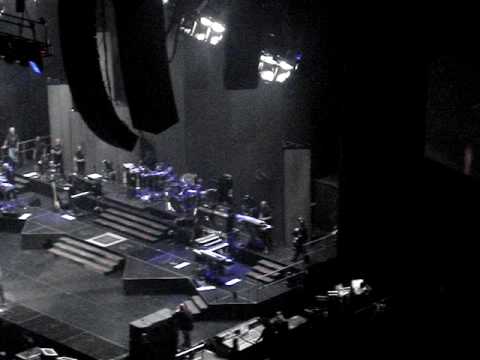 Jay Z bids farewell to Elvis Prestley