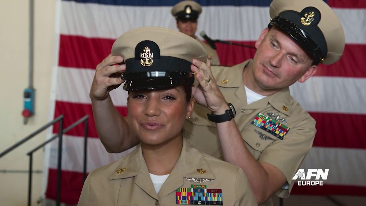 Command Master Chief Logsdon Congratulates 2018 Chief Selects