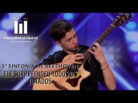 Garoto Surpreende Tocando a 5° Sinfonia de Beethoven no Violão