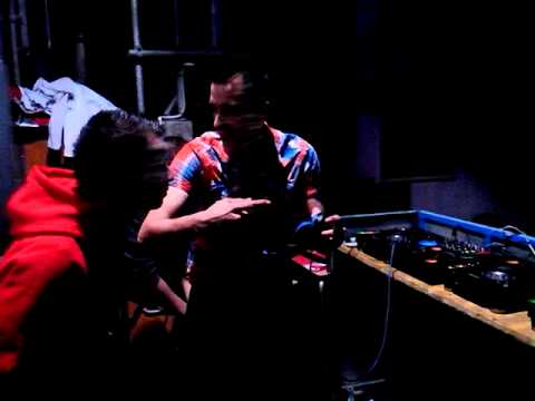 Mad-B & Ivanet @ Sala Cosmik (VIA6 ON TOUR)