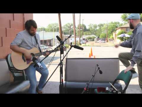 Peter Bjorn and John, "Dig a Little Deeper": On the Road series from KXT 91.7 and Art&Seek