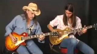 Dickey Betts & son Duane show how to play In Memory of Elizabeth Reed
