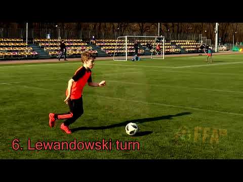 FFA WARSAW presents football stars signature moves! Messi, Ronaldo, Suarez, Lewandowski...
