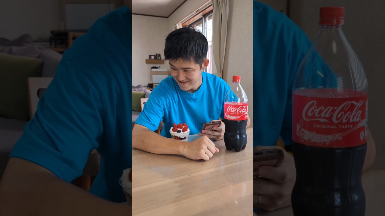 Defend the cake！/ ケーキを守れ #cute #funny