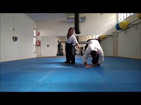 Aikido Woman - Backstage 1º Part Tsuzukiwaza 5 - Flow Aikido Movement - The Ki Body Mind