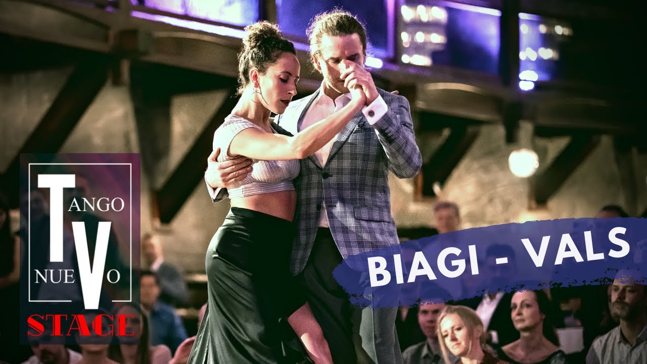 Video thumbnail for Tymoteusz Ley & Letitia Simone - vals - R. Biagi - Krakus Aires Tango Festival 2022 2/4